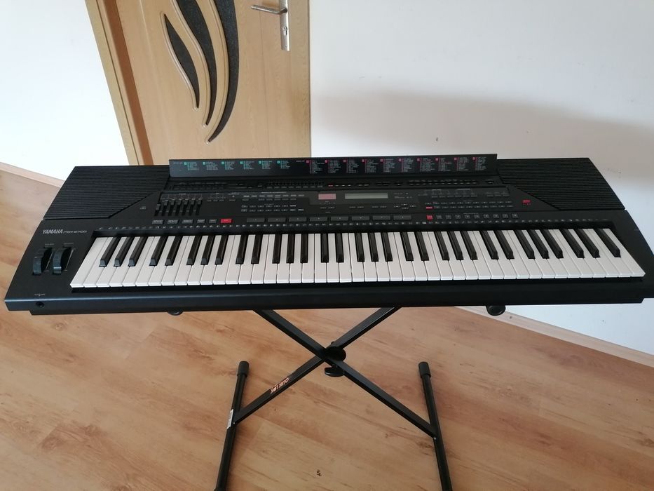 Yamaha PSR-6700 orga profesional pian