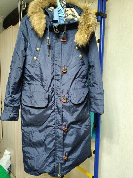 Продам демисезонный пуховик