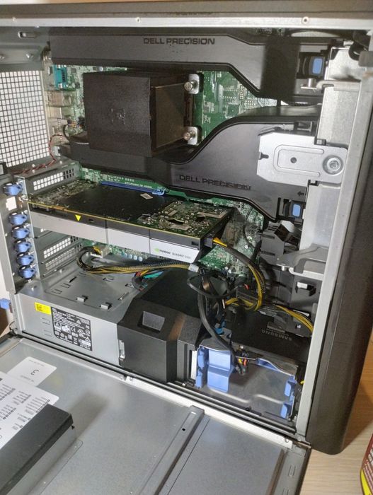 Server Dell T5810 , 18 cores/36 threads, 128gb Ram, Nvidia Quadro 5000