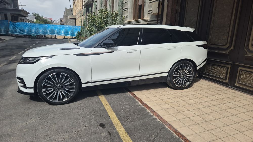 Продаётся Range Rover velar