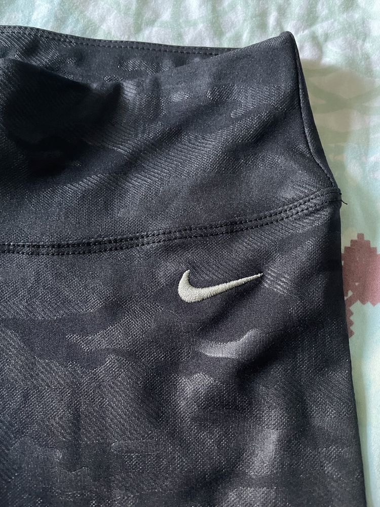 Colanti si pantaloni scurti Nike originali