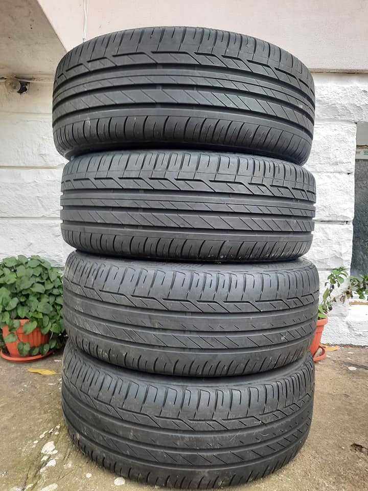 4 Броя 225/45/19 Bridgestone 2x7mm, 2x5mm