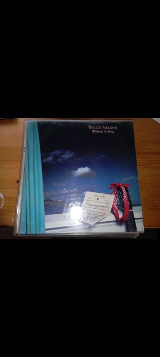 Оригинални музикални плочи