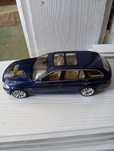 BMW 550i Model la scară 1:18 marca  Norev