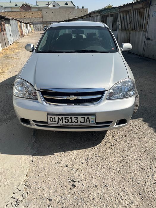 Lacetti 1.8 один хозяин