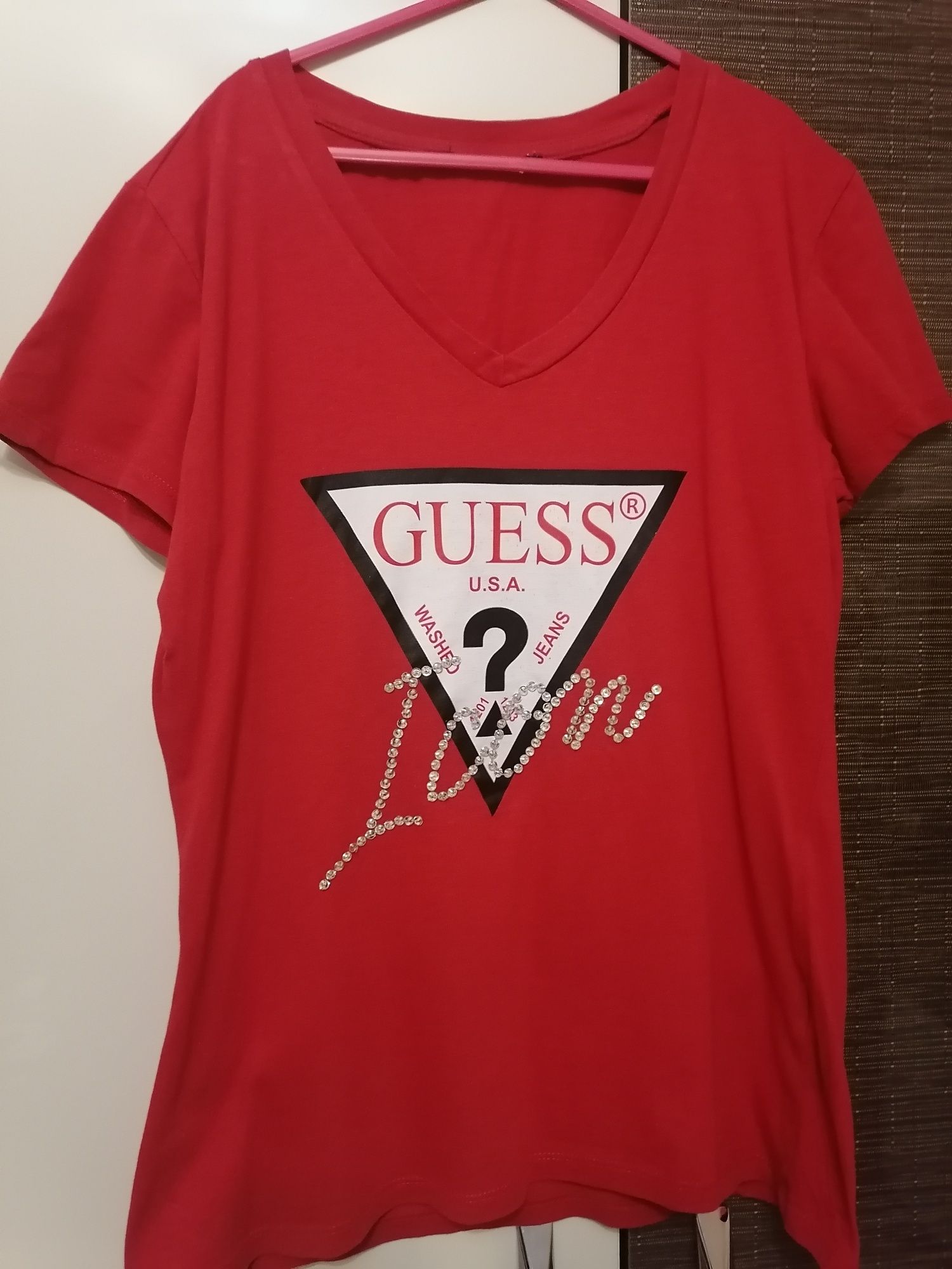 Guess, Zara, Desires29