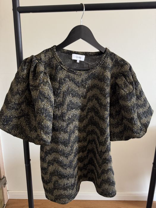 Levete Room S Топ с буфан ръкав