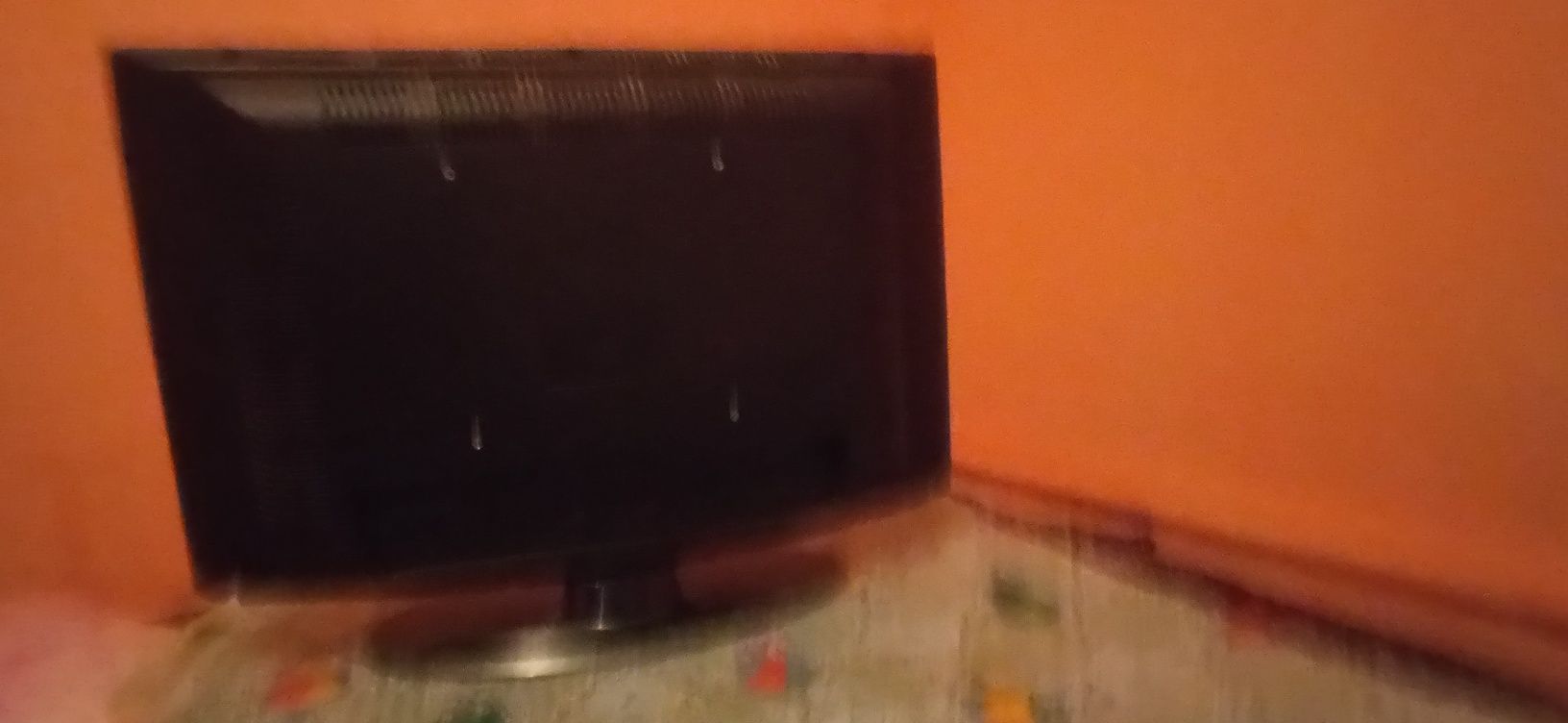 Самсунг 32 led телевизор сотилади