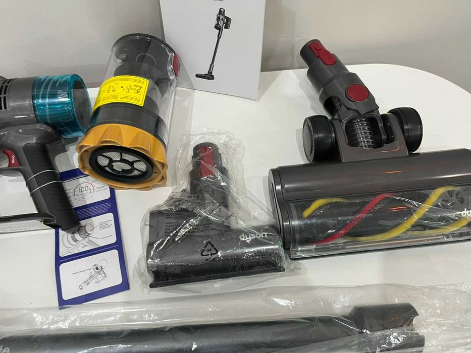 Dyson V15s Detect Submarine