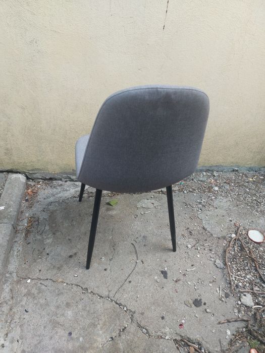 1 scaun modern bucătărie/living  cadru metalic