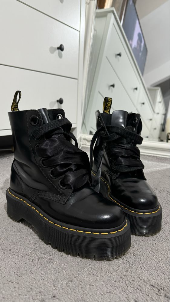 Dr Martens marimea 36