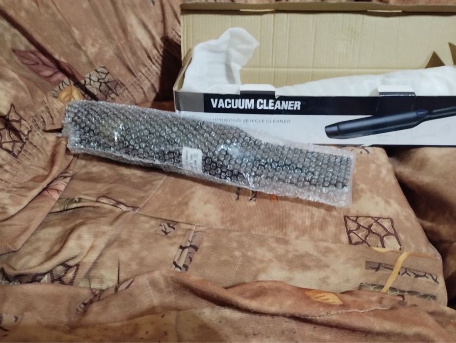 Преносима прахосмукачка за кола