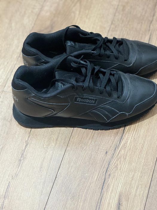 Продам кроссовки Reebok