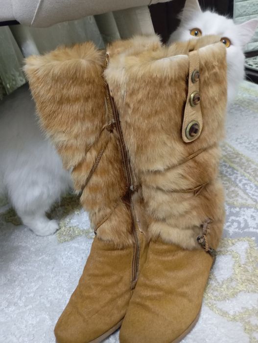 Сапоги с натуральным мехом,фирма ASKO