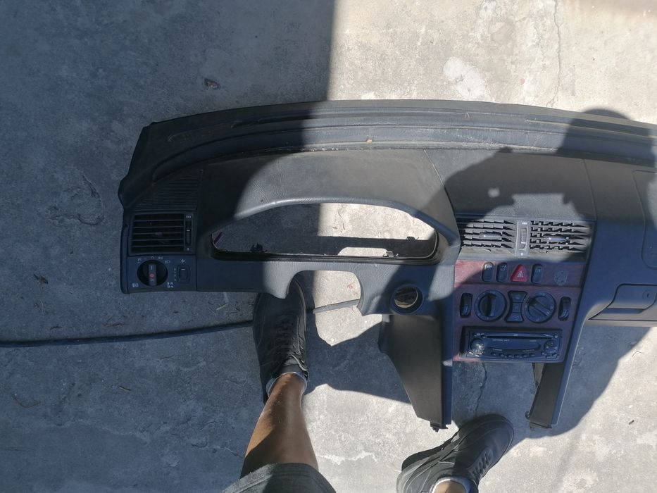 Арматурно табло Mercedes W202