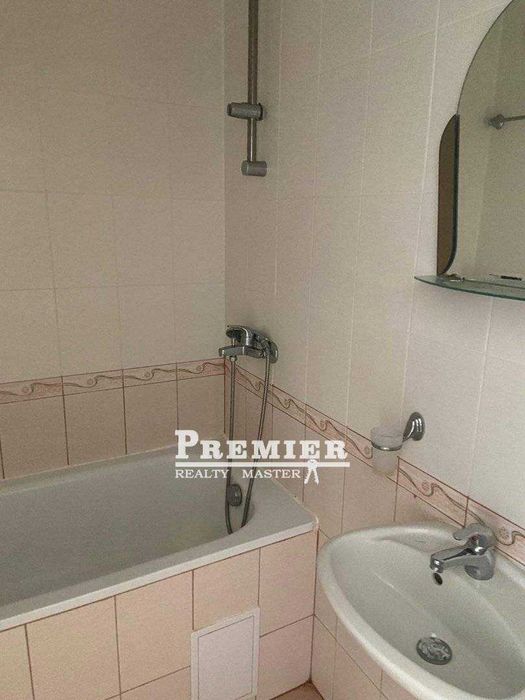 Продава се Едностаен апартамент в к.к. Слънчев бряг - 40 кв.м за 1175 €/кв.м - Снимка #2