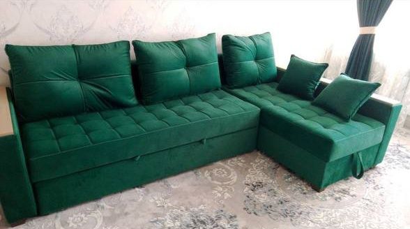 Ugalok, divan sotuvda