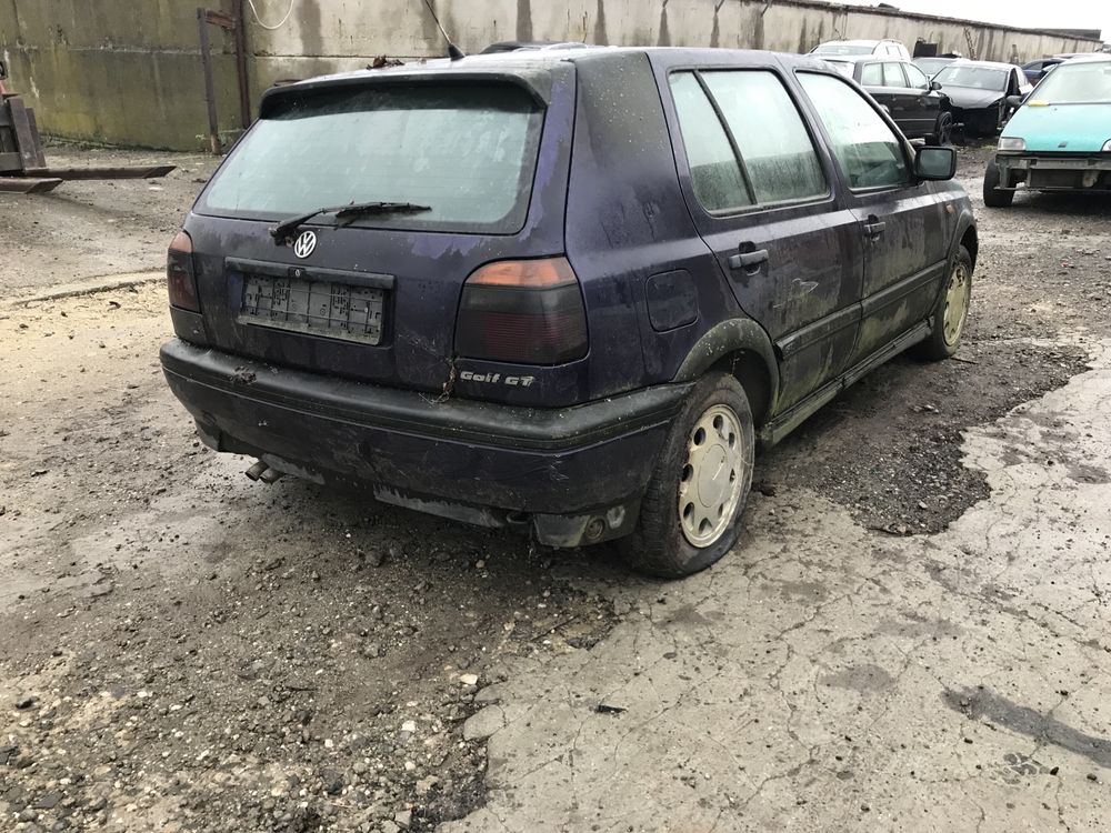 vw golf 3 1.6 101кс на части