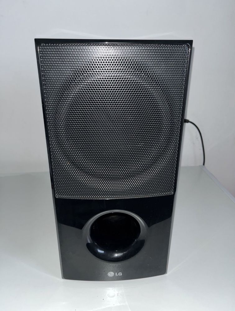 Subwoofer Sistem LG