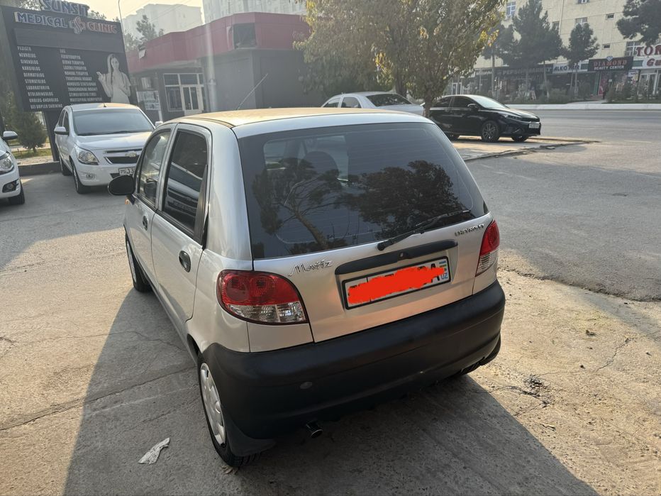 Автомашина матиз.