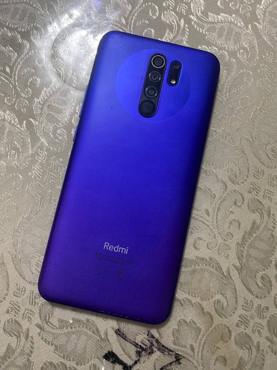 Телефон Redmi 9.