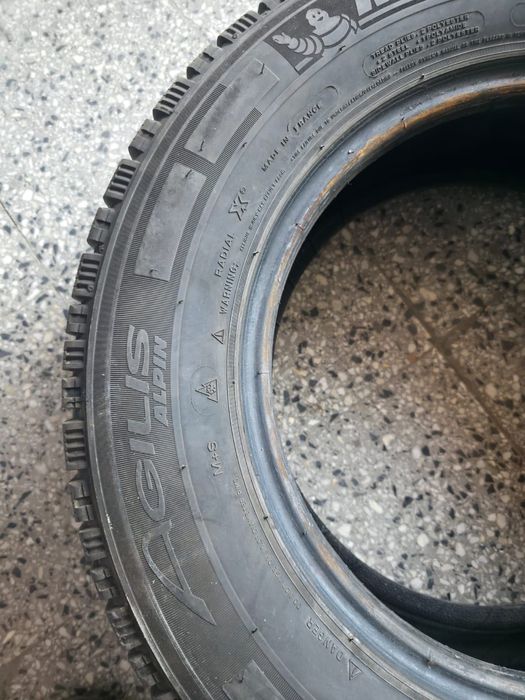 2бр Зимни гуми Michelin Agilis 225/65/16C, dot 1218, 7mm.