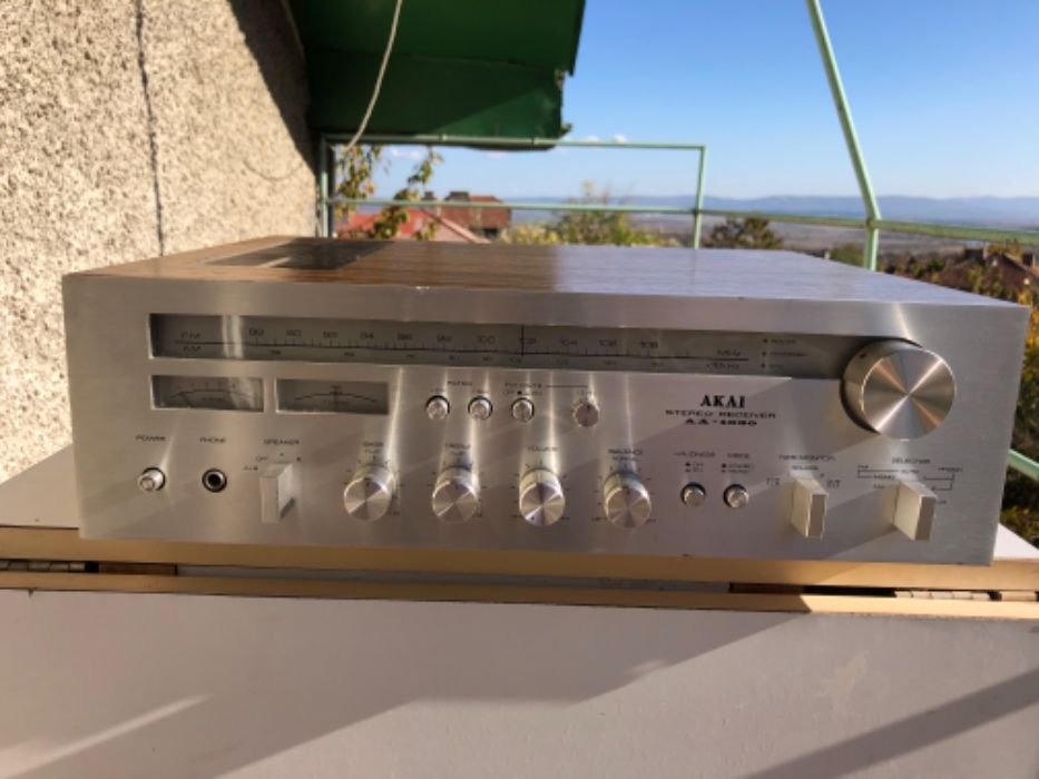 Akai AA-1030 качествен ресивър