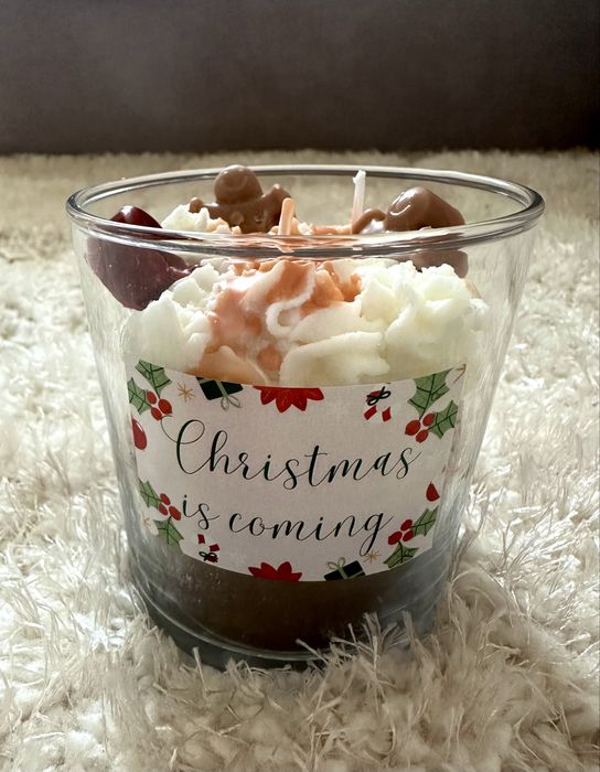 Ръчно изработена Коледна свещ