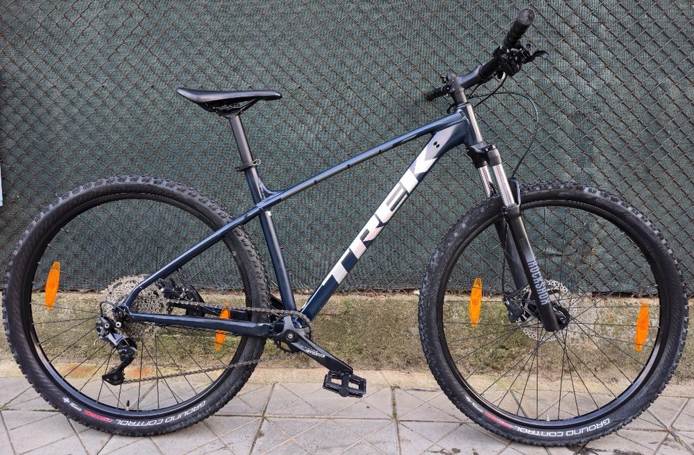 Trek Marlin 7 29 цола L Rockshox judy 1x10 Deore Shimano