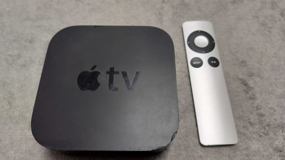 Apple TV 4th Generation 32GB HD Media Streamer - A1625