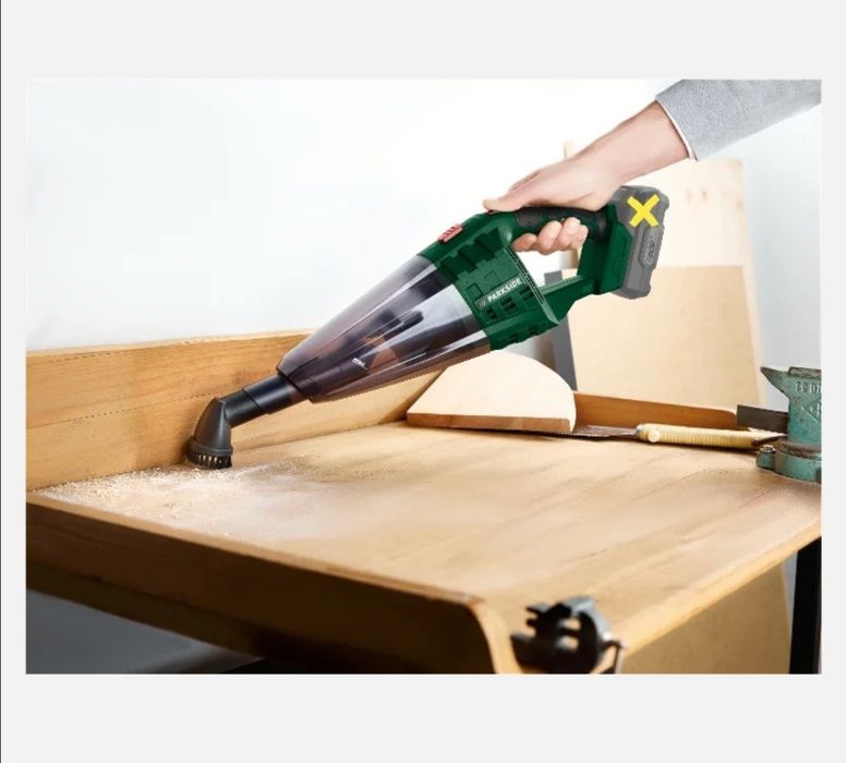 Parkside акумулаторна ръчна прахосмукачка 20V, Парксайд