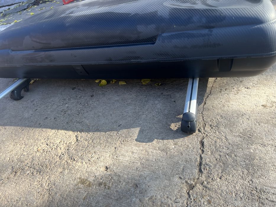 Portbagaj auto cu bari transversale