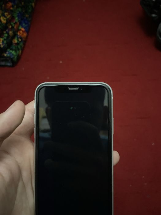 iPhone Xr в хорошом состянии