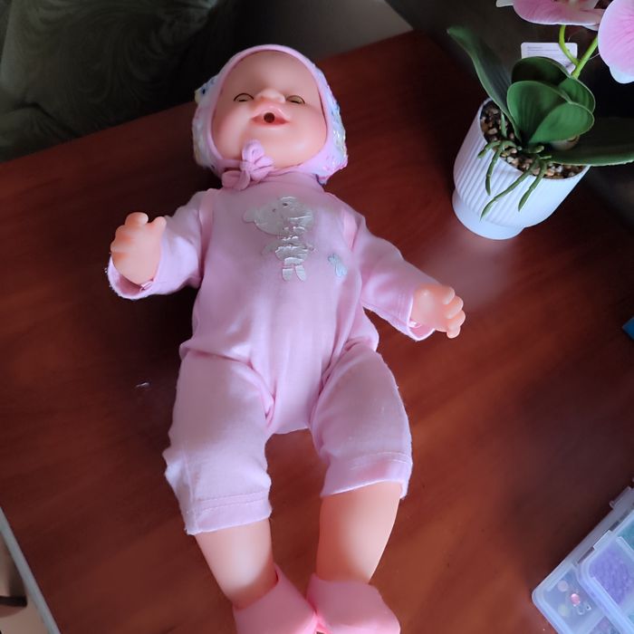 Кукла большая  говорящая,усть -ск