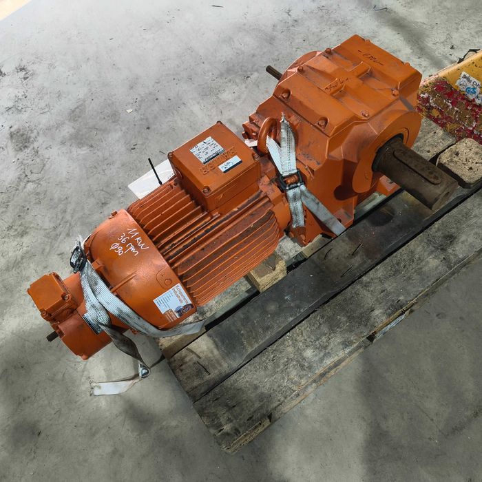Motor electric trifazat cu reductor Bauer 11kW 36rpm