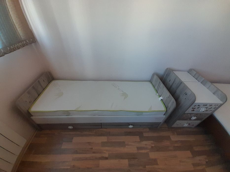 Бебешко трансформиращо легло.Отлично състояние.