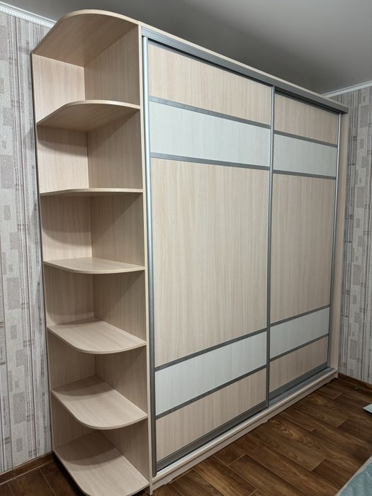 Шкаф купе для одежды