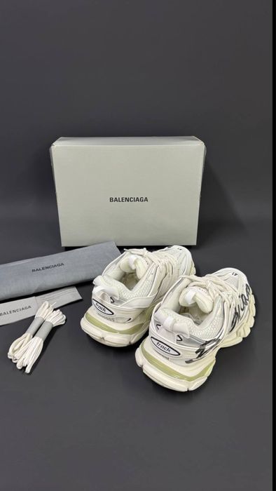 Balenciaga track white premium