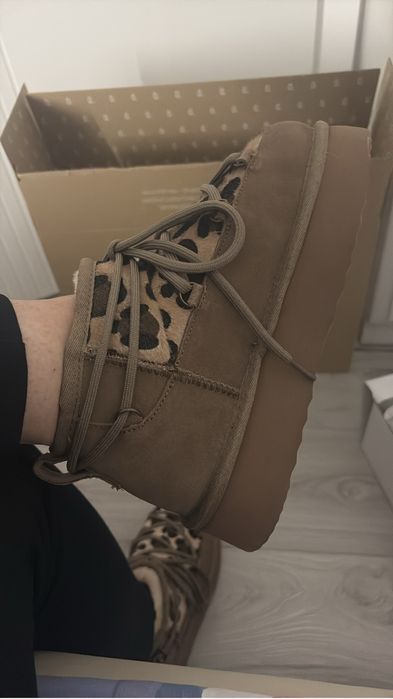 Ghete tip UGG din piele