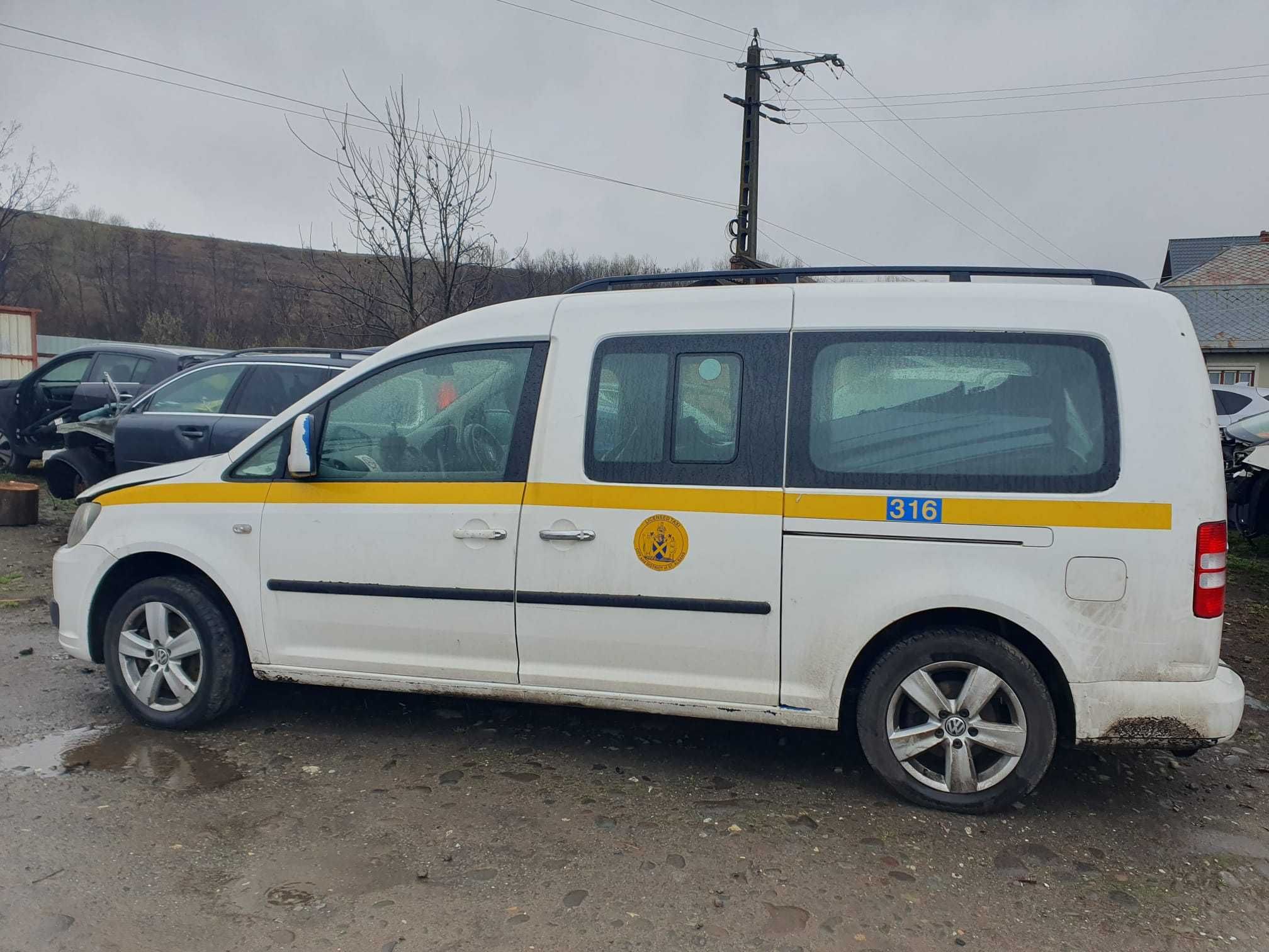 Dezmembrez Volkswagen Caddy Maxi C20 Life 1.6 Tdi 2012
