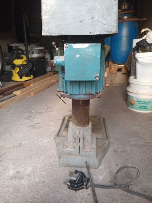 Настолна бормашина