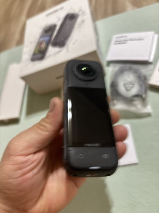 INSTA 360 X4 8K нова