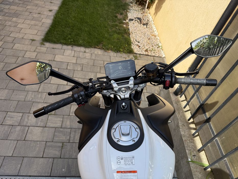 Motocicleta cfmoto 450 nk 2025 -807 km