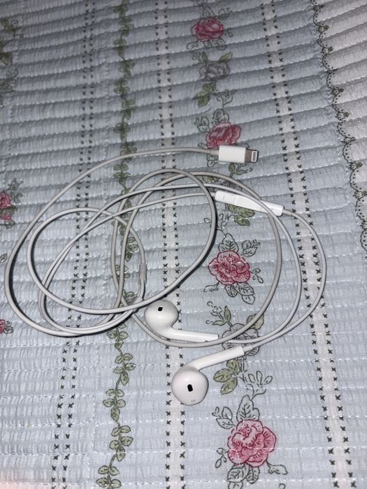 Оригинал наушник Apple Lightning