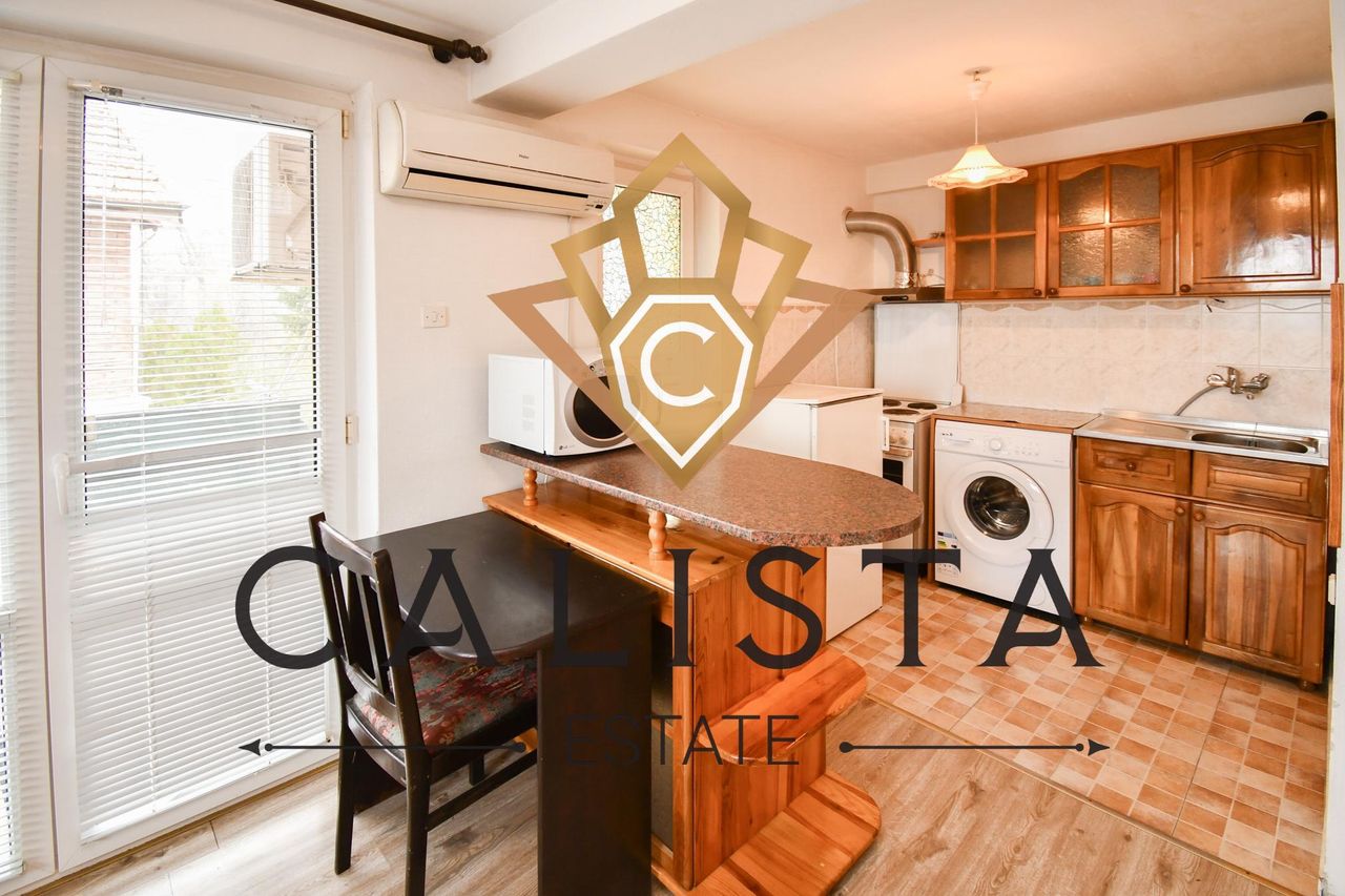 Дава се под наем Едностаен апартамент в София, Симеоново - 40 кв.м за 349 € - Снимка #2