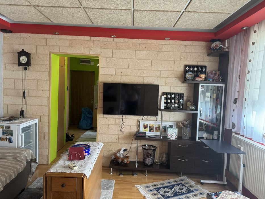 Vand apartament 2 camere