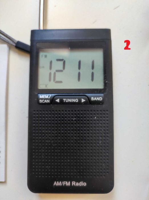 Продават се портативни радиоприемници