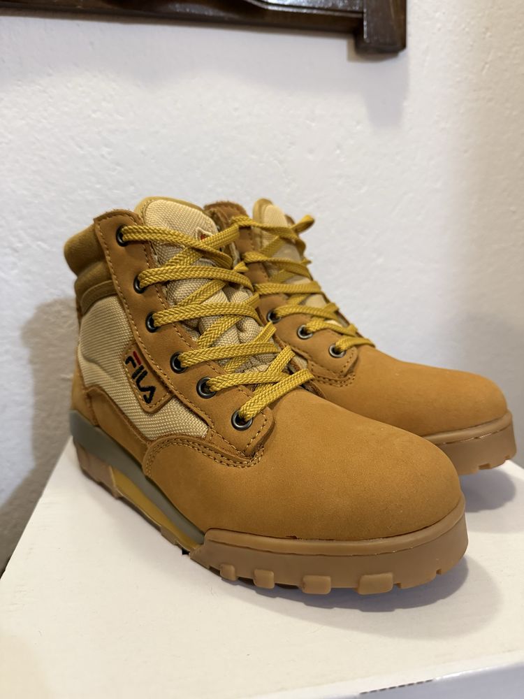 Зимни обувки FILA