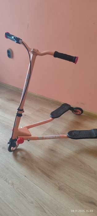 Yvolution Fliker F1 (Оригинал) – Идеален за 1-ви клас!