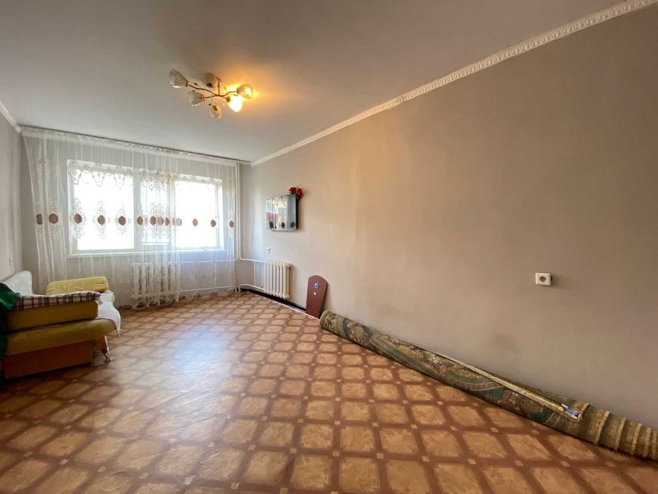 Продам 1ком - кв. на 9 МКР.